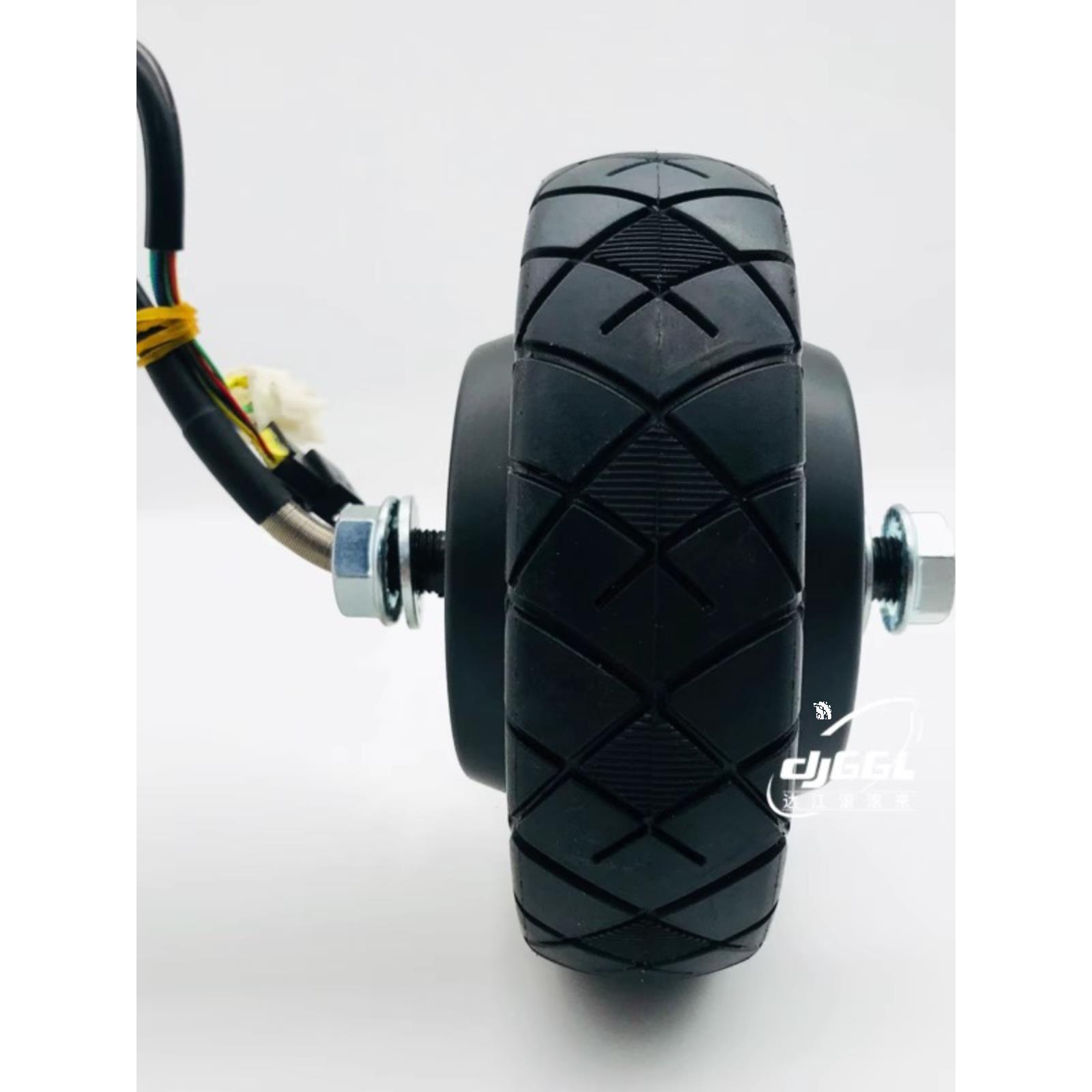 新澳玛 5.5寸无刷轮毂电机电动滑板车游乐车电机带实心胎