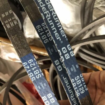 版SB12皮带航 收割机70水盖粒RG籽9配件领精钢茨稻潍柴雷沃谷神