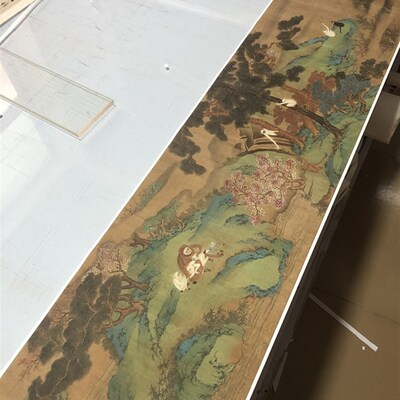 明 仇英 猿戏图 古代名家工笔青绿山水动物国画 高清绢布微喷装饰