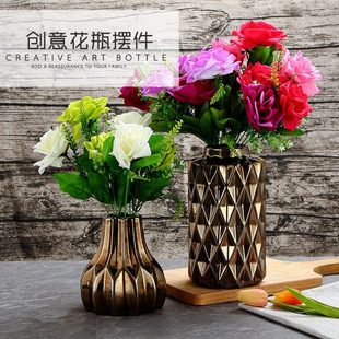 创意北欧复古陶瓷花瓶摆件简约现代家居客厅样板间仿古花瓶