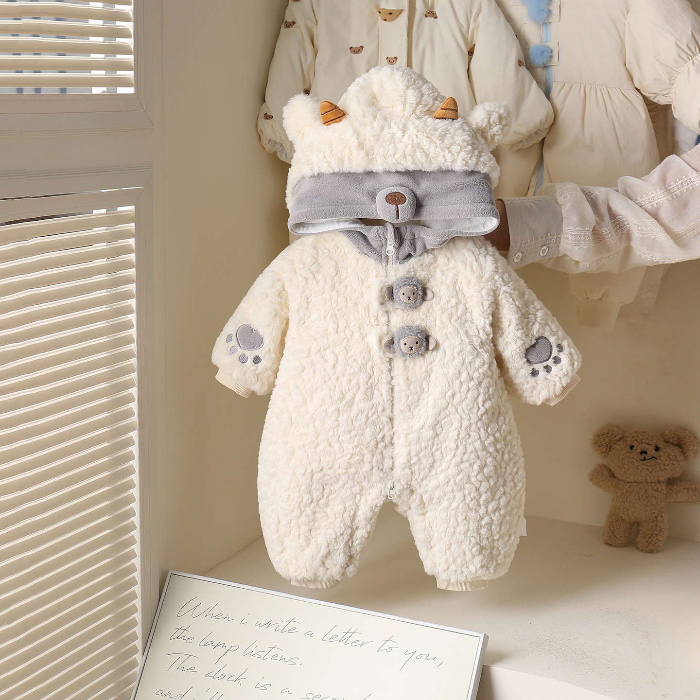 新生婴儿外出服冬季加绒连体衣男女宝宝超萌卡通冬装棉服哈衣爬服