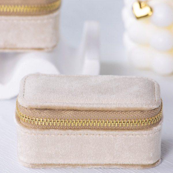 巴掌大小迷你款一月旅行首饰盒便携式戒指耳饰收纳盒子,收纳整理,首饰盒,淘宝优惠券,粉丝福利购,淘宝优惠卷