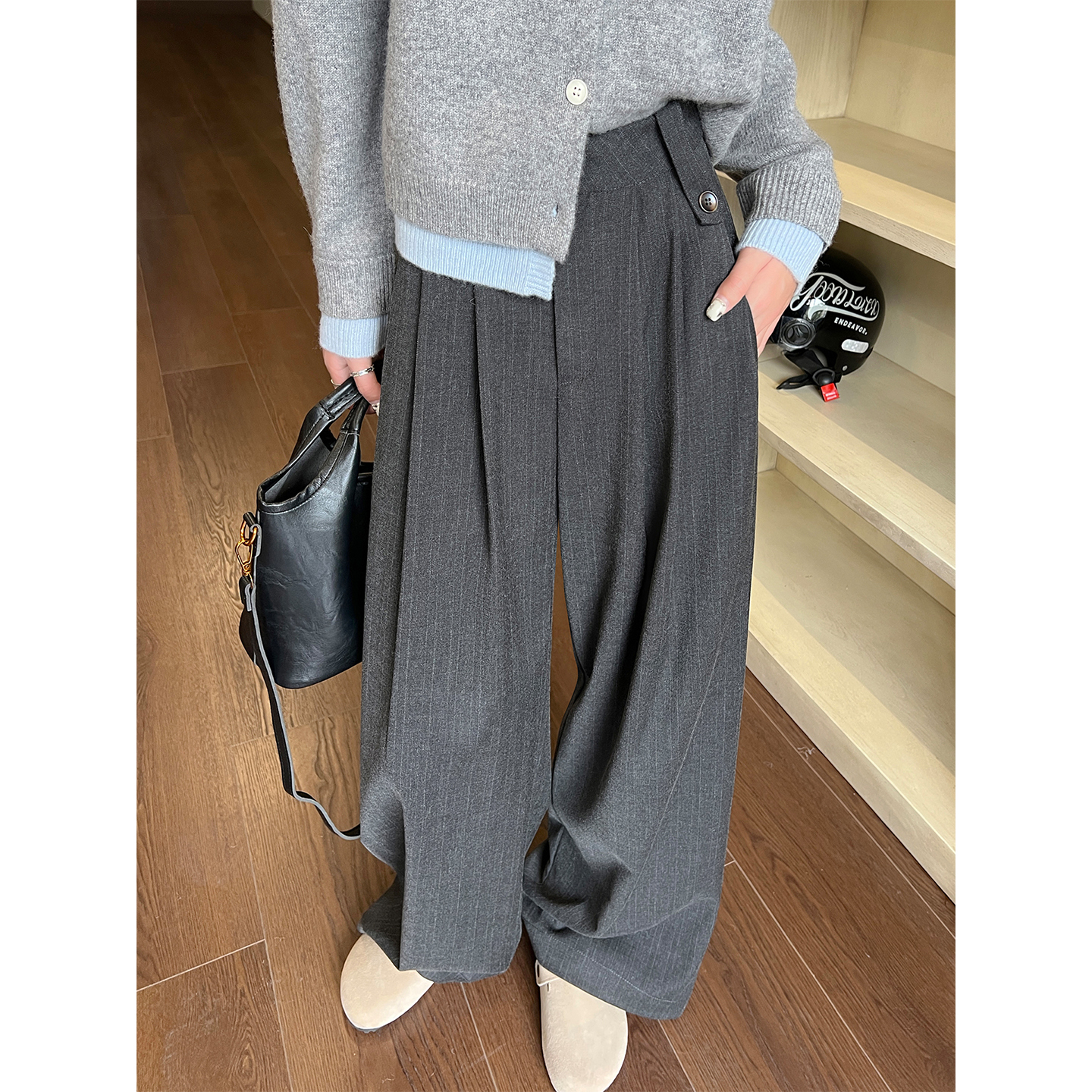 灰色西装阔腿裤小弯刀