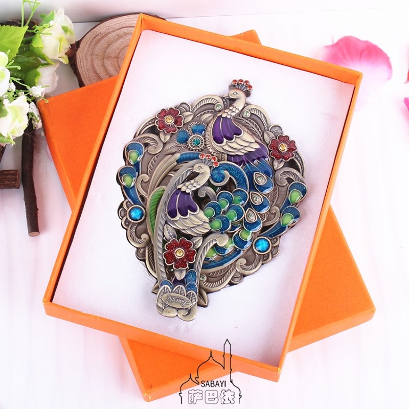 俄罗斯高档金属欧式化妆镜折叠便携小镜子复古高档孔雀手柄台式镜