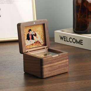 木质sankyo八音盒音乐盒天空之城送女生儿童生日礼物定制刻字便携