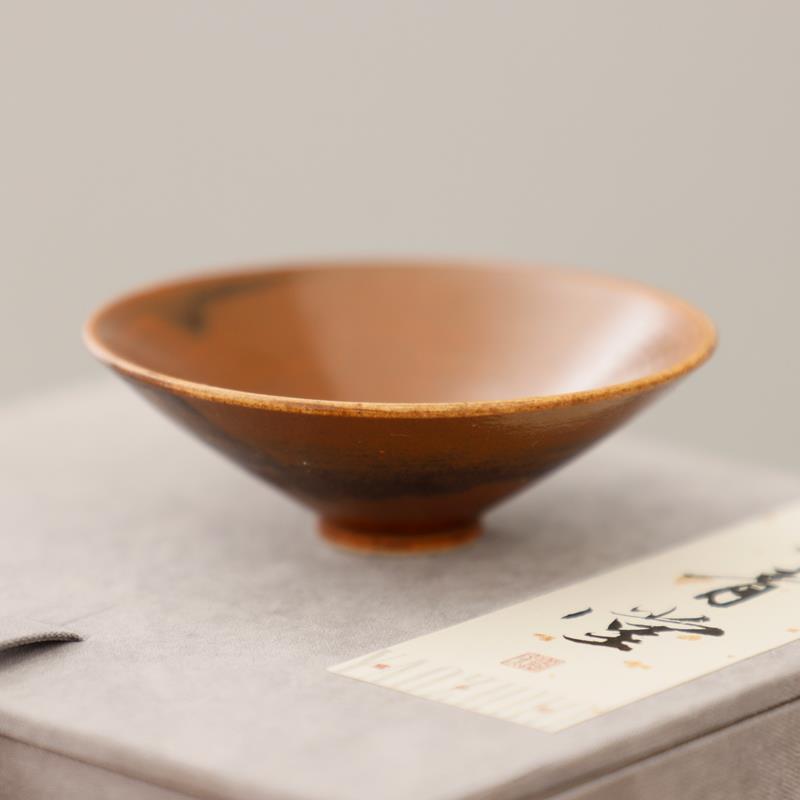 耀州窑许磊手作新派薄胎粗陶酱色釉窑变青瓷中式复古迷你斗笠茶杯