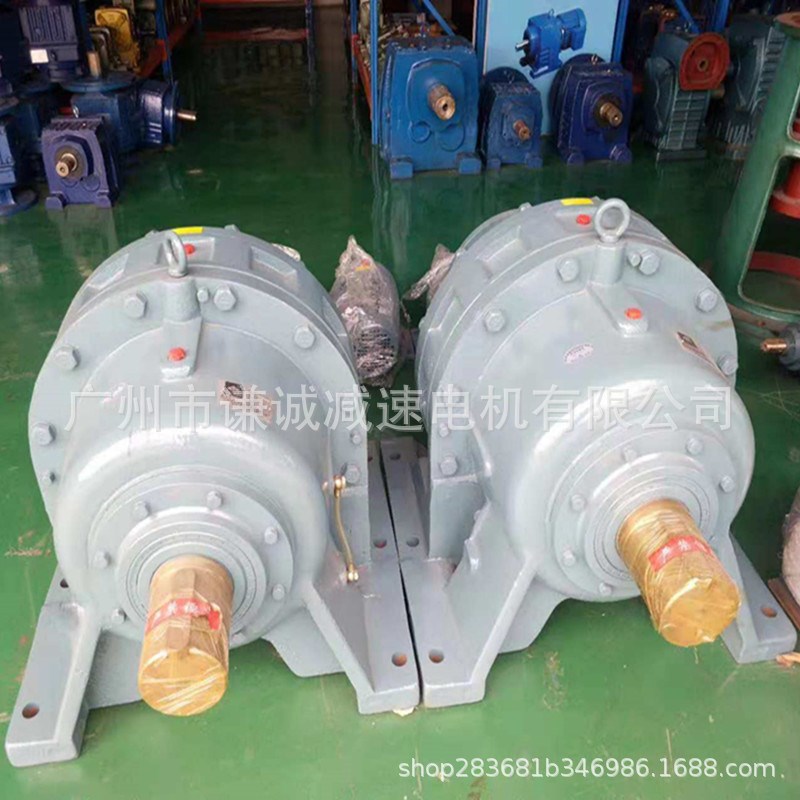 国茂国贸/浩然/常武摆线针轮减速机立式XLED95-391-5.5带循环油泵