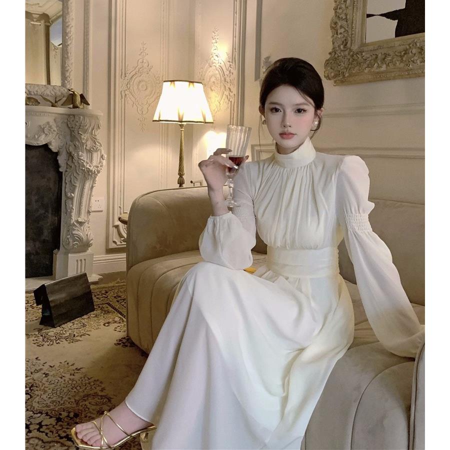 法式白色半高领长袖连衣裙仙女春季2025新款气质裙子雪纺a字长裙