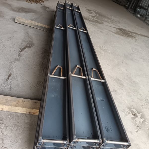 新款路沿钢模板路挡板路基挡板打路面护坡模具水稳层模板修路模板