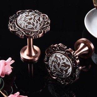 罗马窗帘挂钩欧式 宝泽 复古窗帘壁钩绣花合金墙钩配件绑绳钩