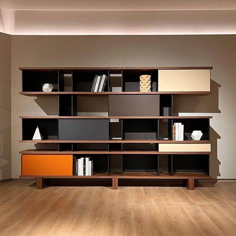 意大利设计师极简书架黑胡桃木靠墙置物架样板间彩色马鞍皮展示柜