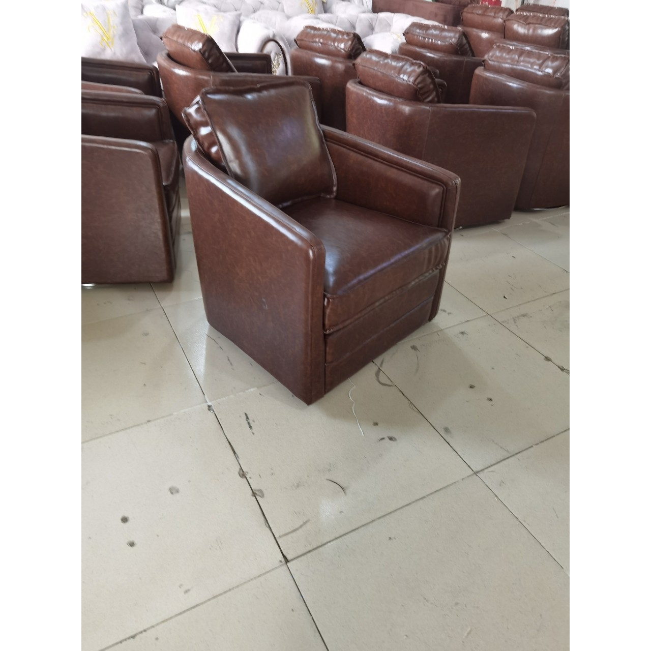 美式乡村皮艺老虎椅单人沙发小美轻奢高靠背客厅休闲轻奢风家具