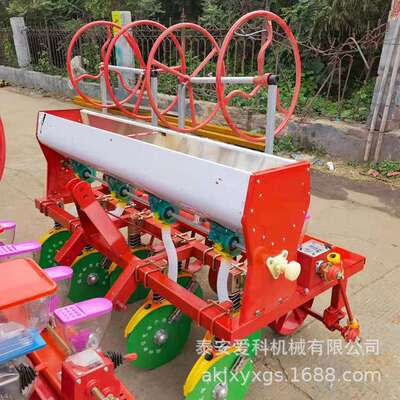 免间苗娃娃菜播种机四轮车带黄豆精播机免耕玉米种植机芝麻点播机