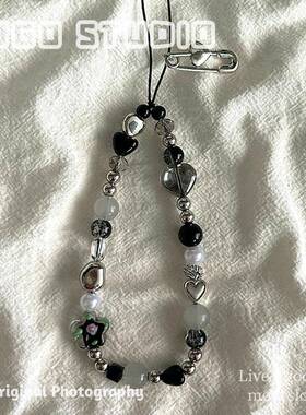 HUGO ins甜酷黑灰色系串珠手机链ccd相机挂件钥匙便携手机壳挂绳