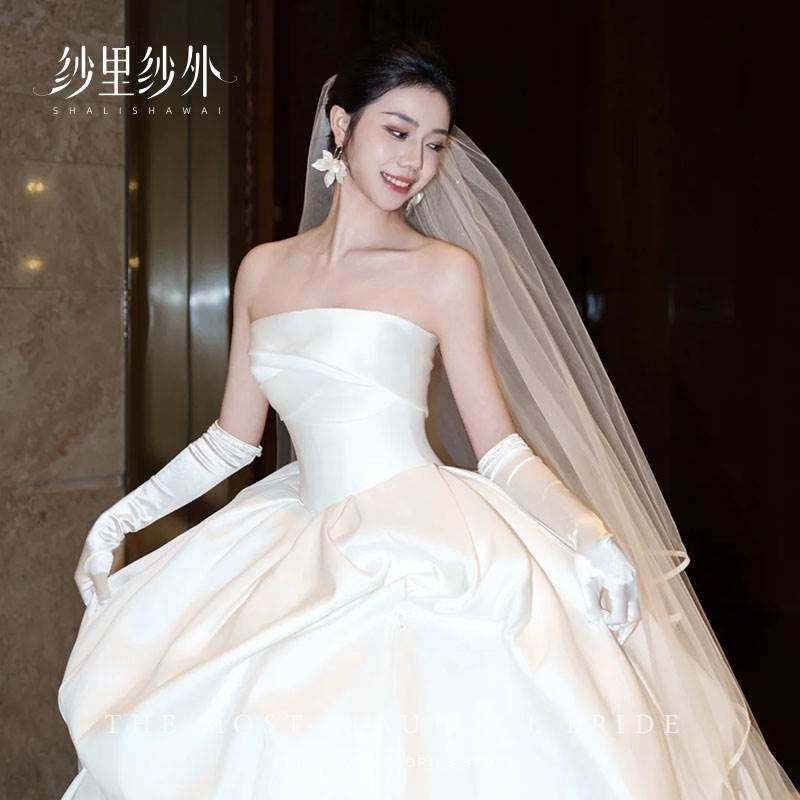 头纱新娘主婚纱缎面包边长款大拖尾新娘结婚跟妆造型拍摄写真道具