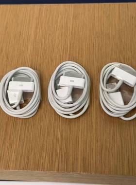 库存原装iPhone4/4S数据线老款宽口ipod video nano classic3原配充电线