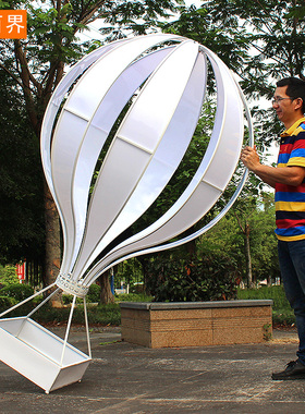 铁艺道具贴膜热气球室外公园场景布置商场美陈挂件橱窗装饰