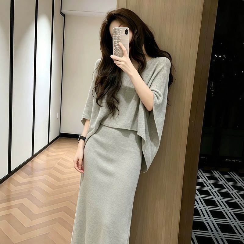 小众炸街高级感女装法式气质减龄灰色上衣半身裙时尚套装夏装