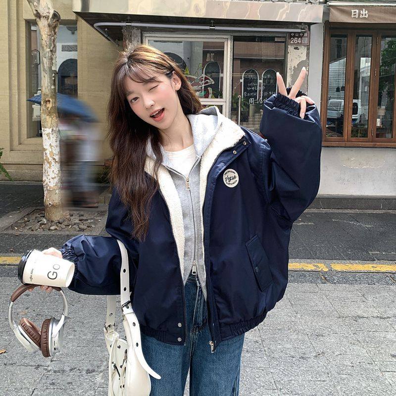 小个子加绒加厚羊羔毛短外套女秋冬季新款设计感工装棒球棉服棉衣