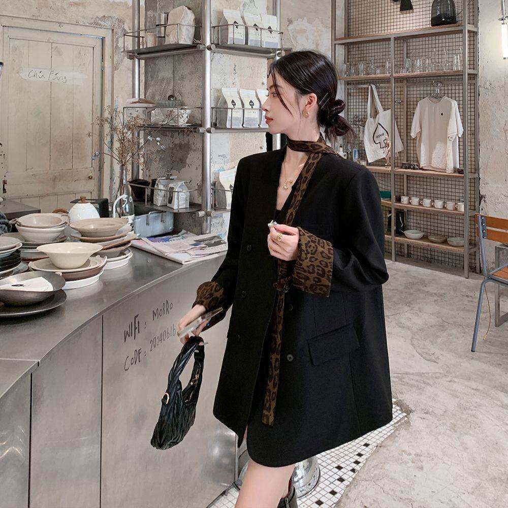 豹纹飘带翻边袖无领黑色西装2026女春季高级感宽松洋气休闲外套