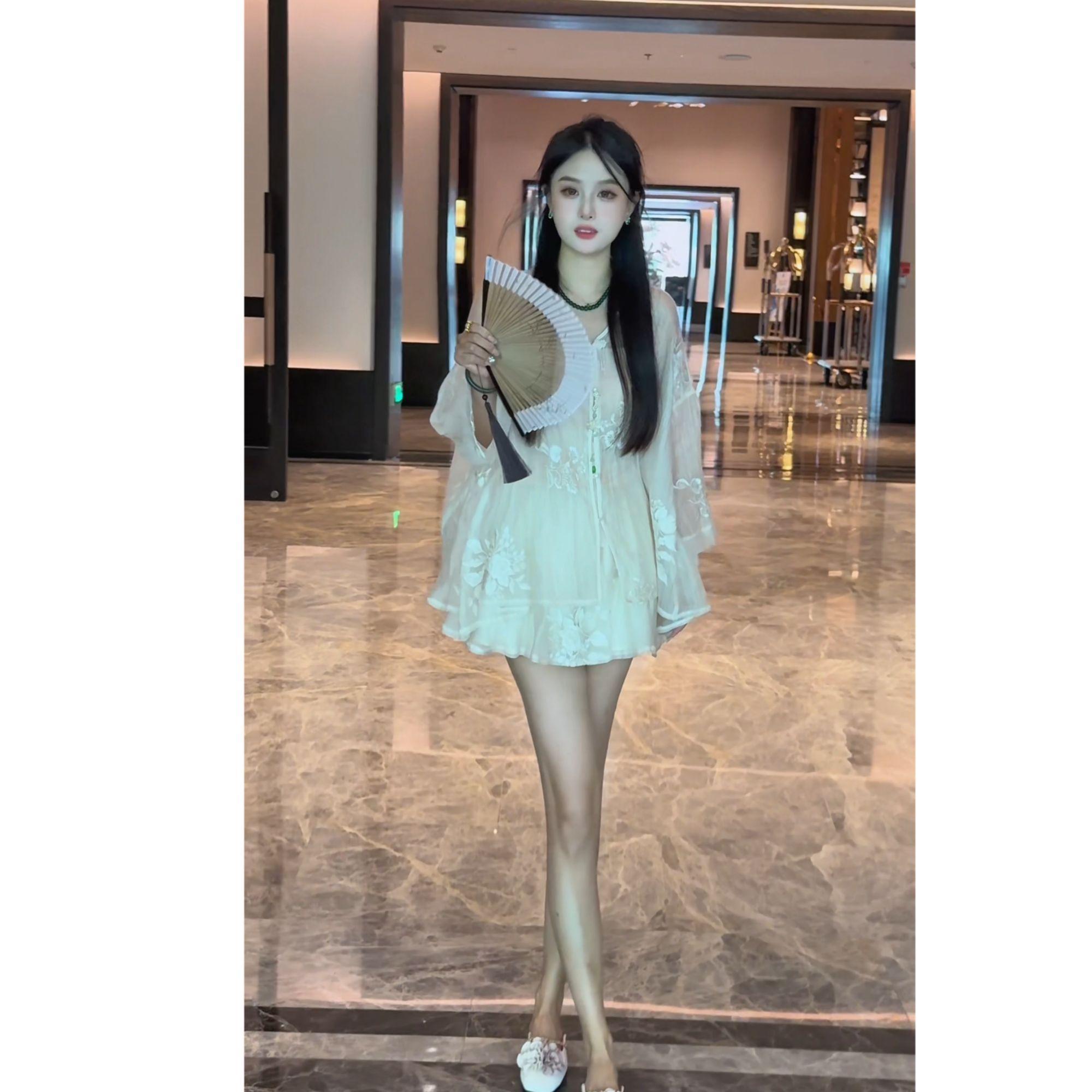 新中式女装一整套夏季新款时尚重工刺休闲绣上衣+刺绣裙裤两件套