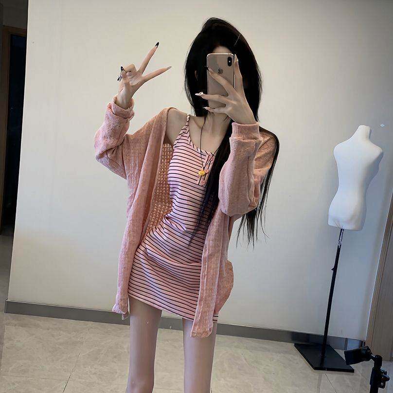 快手网红同款收腰显瘦辣妹条纹包臀吊带连衣裙慵懒针织开衫外套