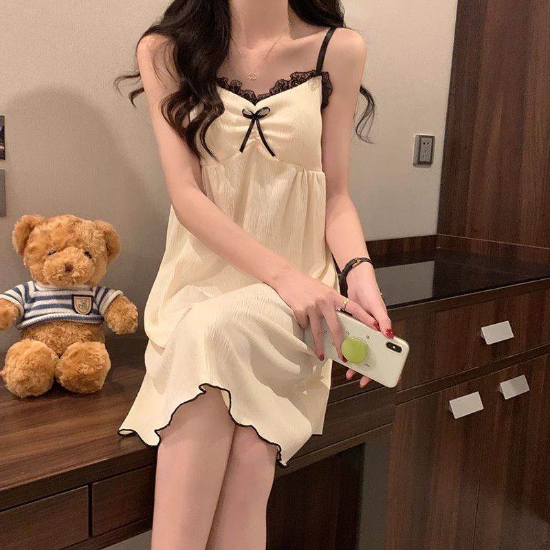 吊带睡裙女夏季带胸垫女士网红风学生花边杏色家居服睡衣裙子夏天