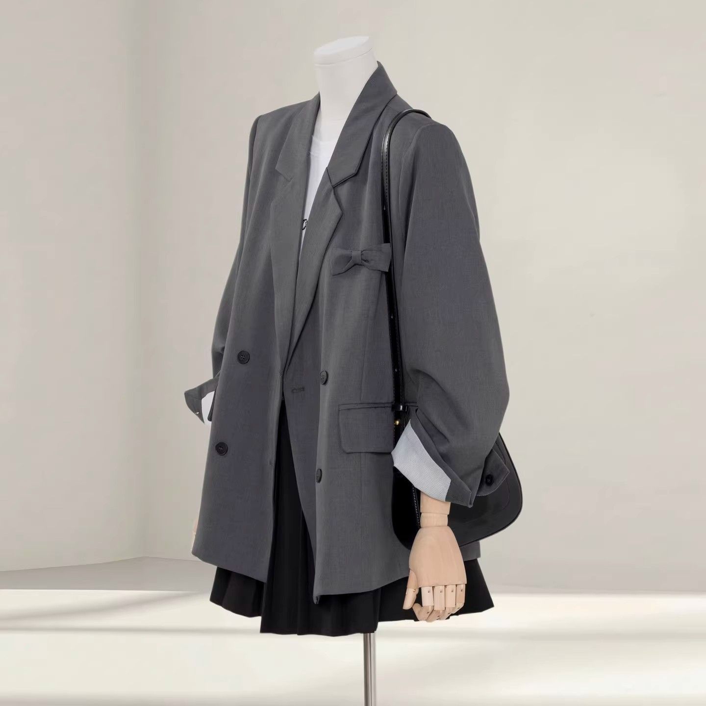 灰色西装外套女2026新款设计感小众拼接巨好看又又飒休闲小西服