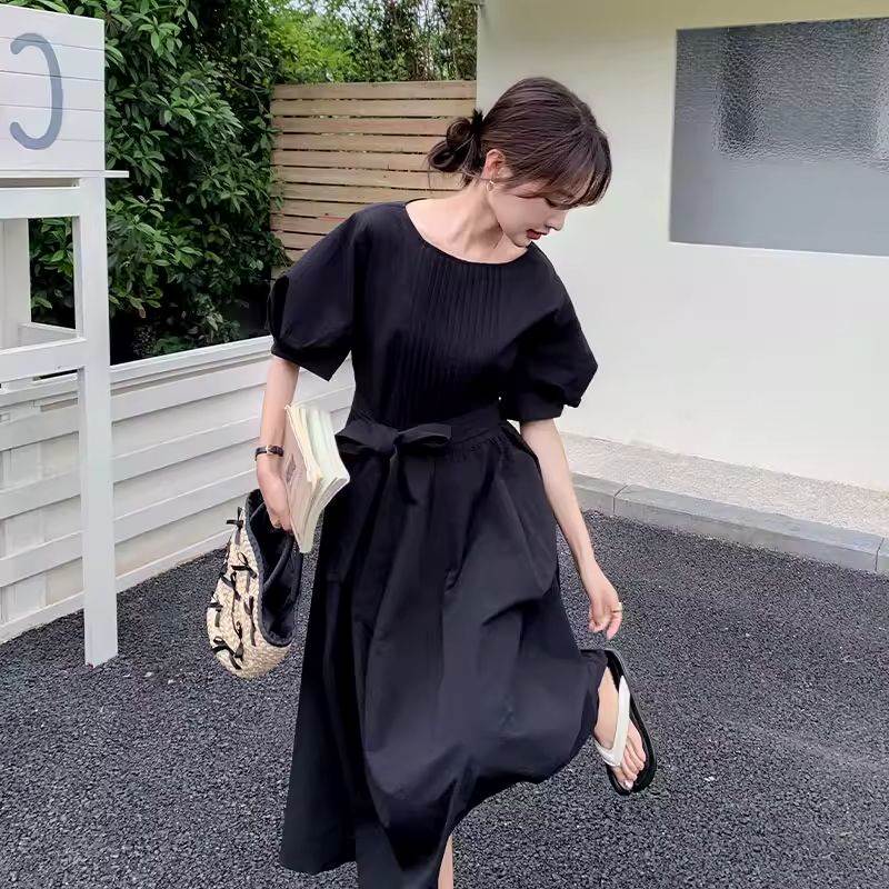 高级感泡泡袖连衣裙女中长款夏新款法式褶皱显瘦赫本风衬衫裙
