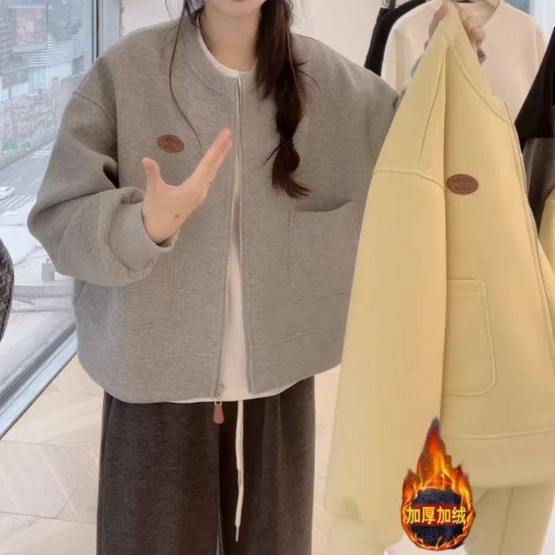 小个子加绒冬季简约百搭棒球服外套女正流行2025新款宽松圆领开衫
