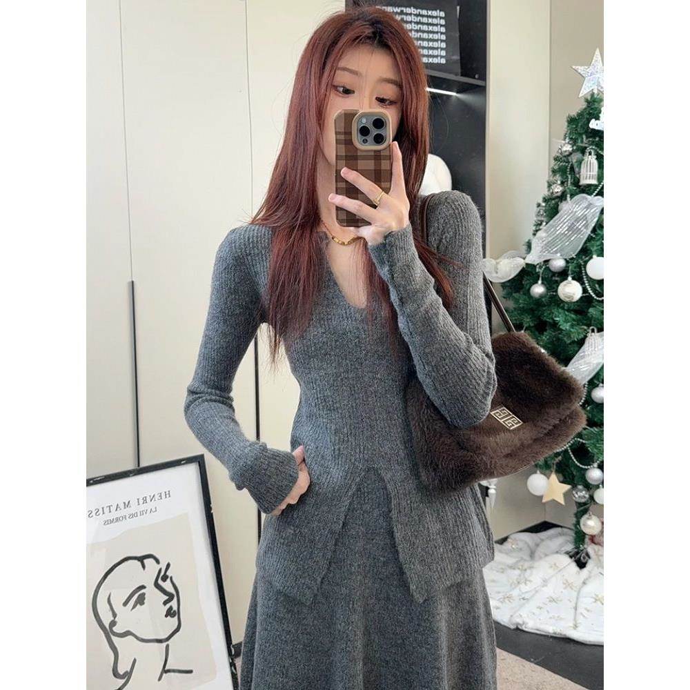 美拉德领开叉针织套装女秋冬新款温柔风高腰半身长裙毛衣两件套