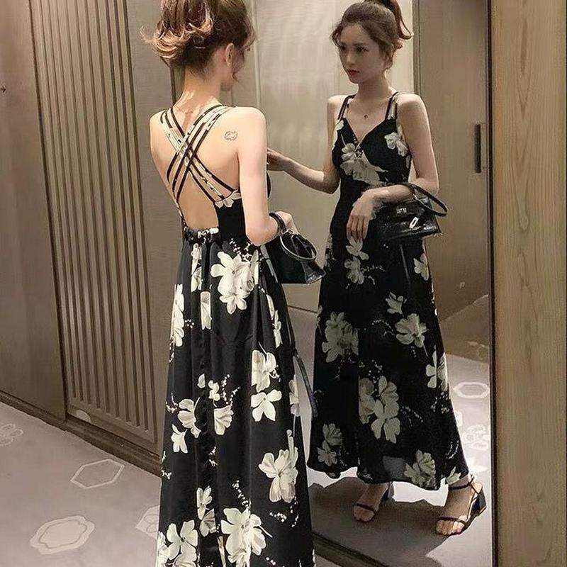 2025夏季新款韩版中长款印花露背性感吊带连衣裙女度假大摆沙滩裙