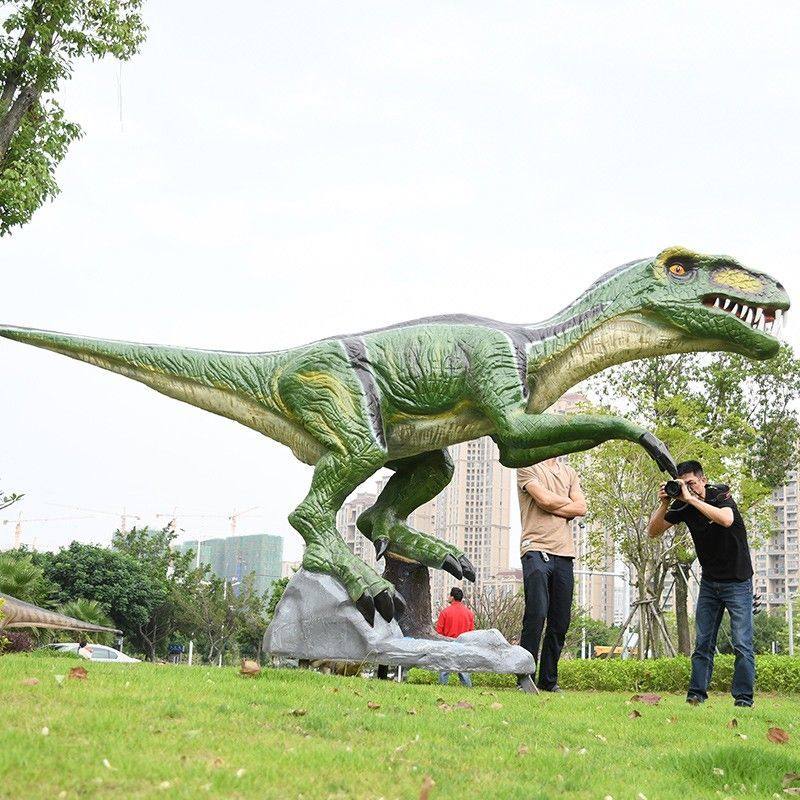 户外大型玻璃钢仿真恐龙
