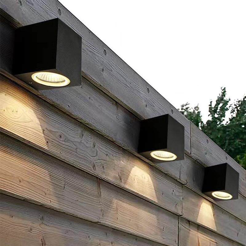 现代简约户外防水壁灯别墅庭院花园过道上下发光壁灯走廊防水灯具