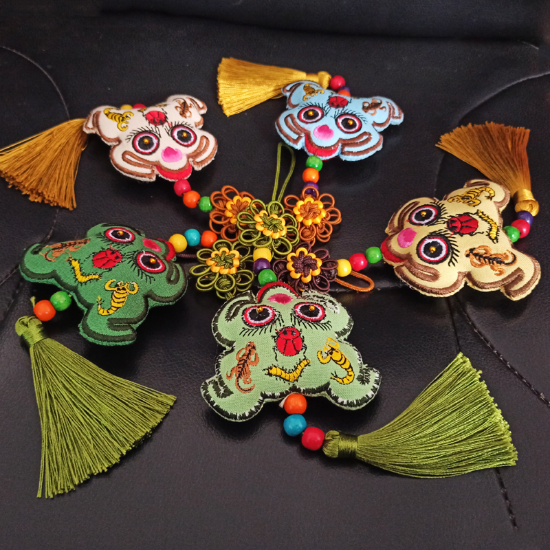 五毒挂件民间手工随身绿色青蛙双面刺绣车挂饰小礼品蟾蜍庆阳香包