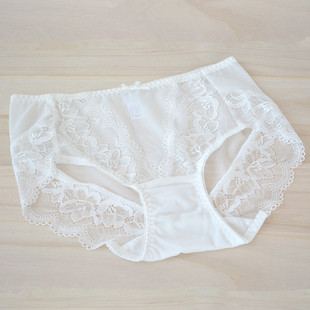 三角裤 日单白色网眼蕾丝性感无痕不勒中腰内裤 舒适透气女士大版