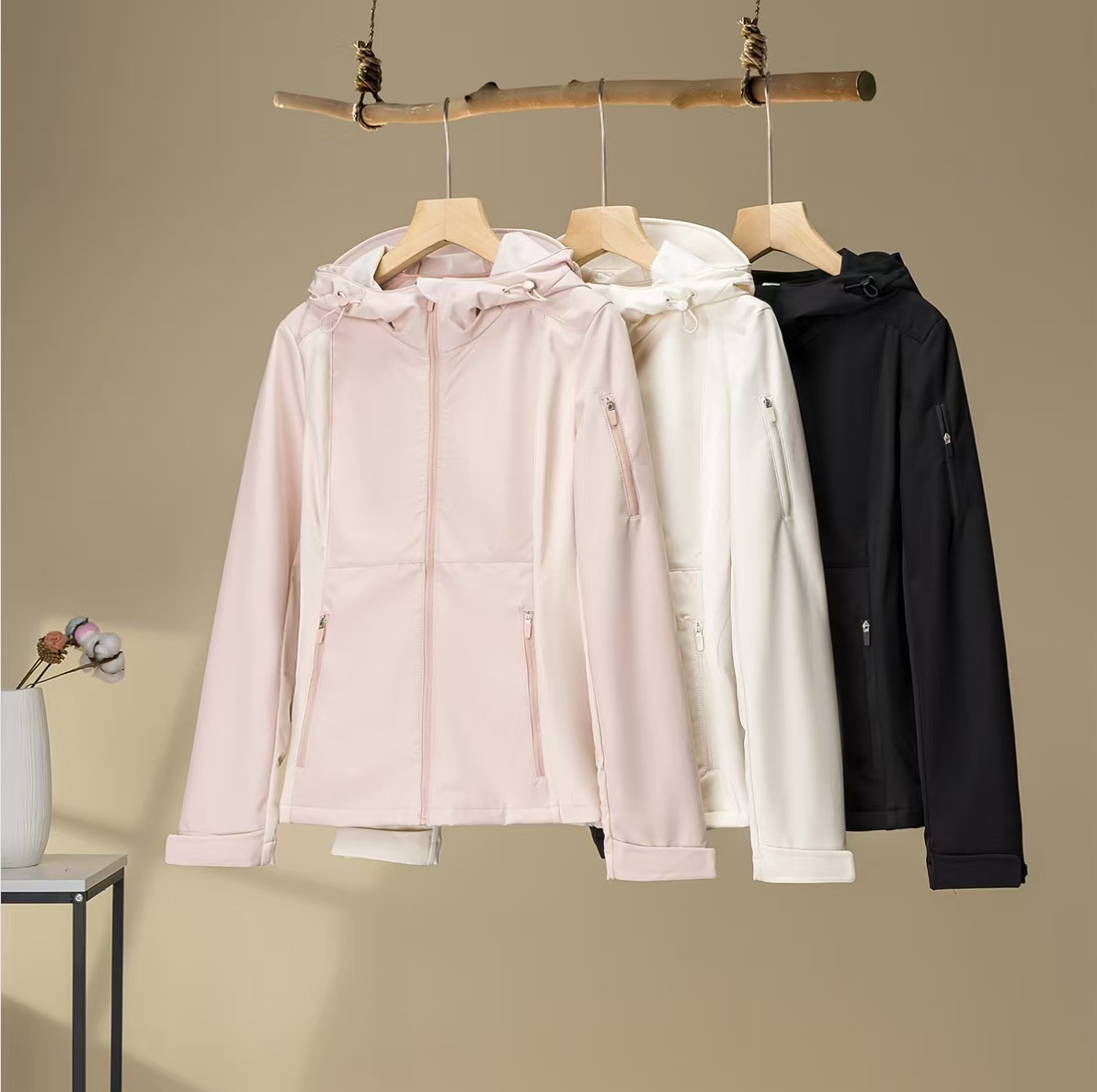 大厂订单秋冬修身软壳冲锋衣外套收腰户外防风防水徒步登山服女