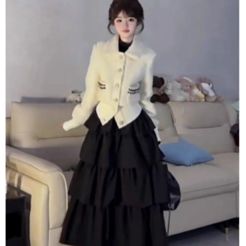 2024秋冬甜美温柔风套装女学院风羊羔毛短款外套高腰显瘦半身裙子