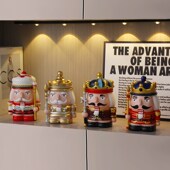 胡桃夹子存钱罐木偶英国士兵可存可取储钱罐摆件儿童房间卧室装 饰