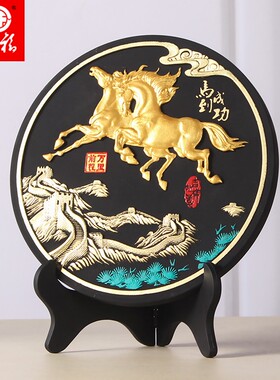 创意家居装饰品博古架摆件炭雕工艺品客厅玄关酒柜电视柜马到成功