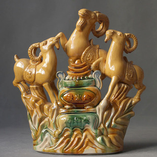 三阳开泰陶瓷羊摆件招财避邪陶瓷工艺品家居具办公室摆设件唐三彩