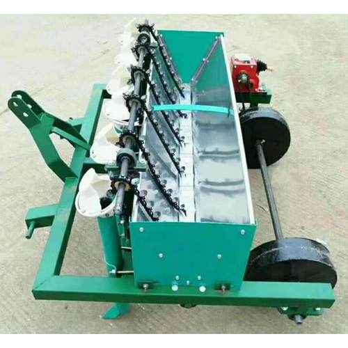 大蒜播种机四轮车带大蒜种植机蒜瓣点播机种大蒜机家用蒜瓣播种机