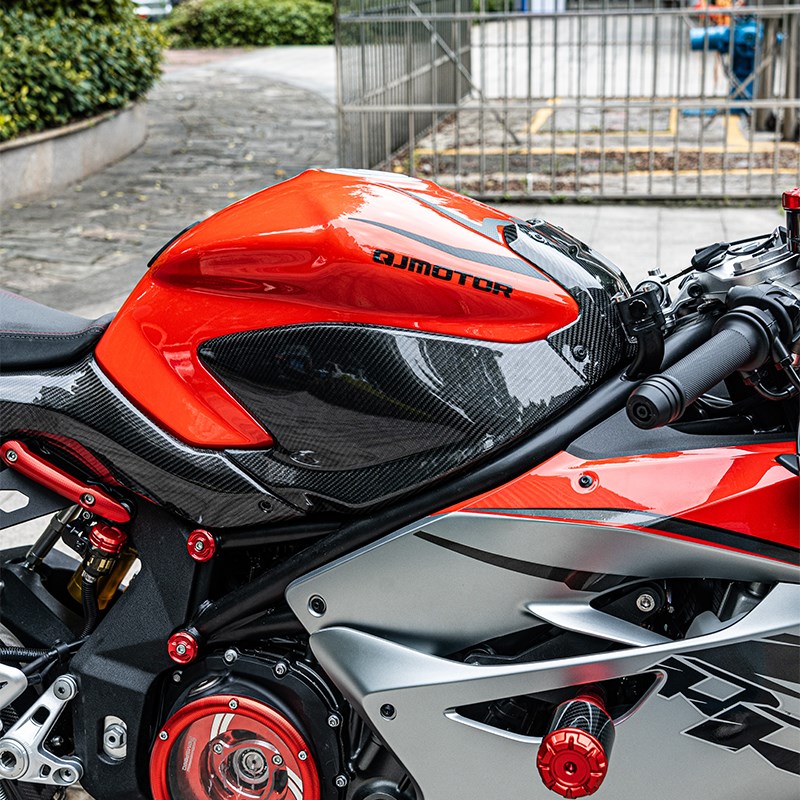 适用赛921碳纤维油箱盖侧板改装件