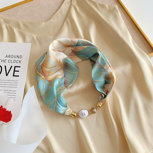 磁吸丝巾女春夏季高级感领巾护颈小围脖长条流行珍珠扣百搭配衬衫