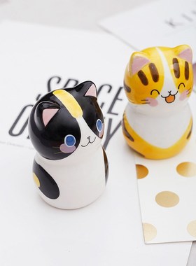 手绘陶瓷摆件 可爱小型陶瓷猫咪招财猫汽车装饰手办桌面公仔摆件