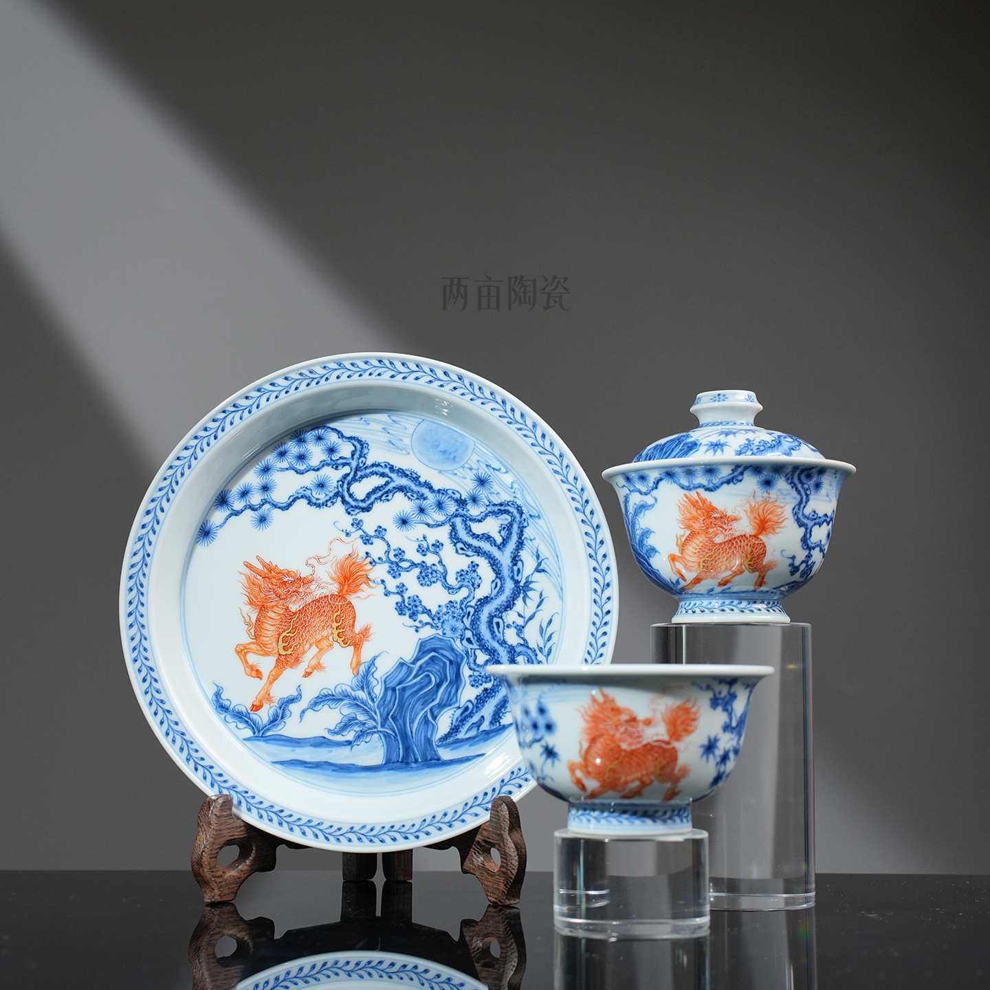 望月怀古青花矾红松竹梅麒麟茶器