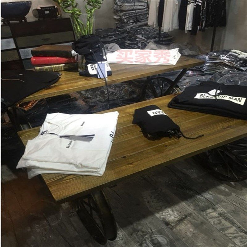 铁艺服装展示架橱窗设计展示柜服装店车轮流水台复古实木落地货架