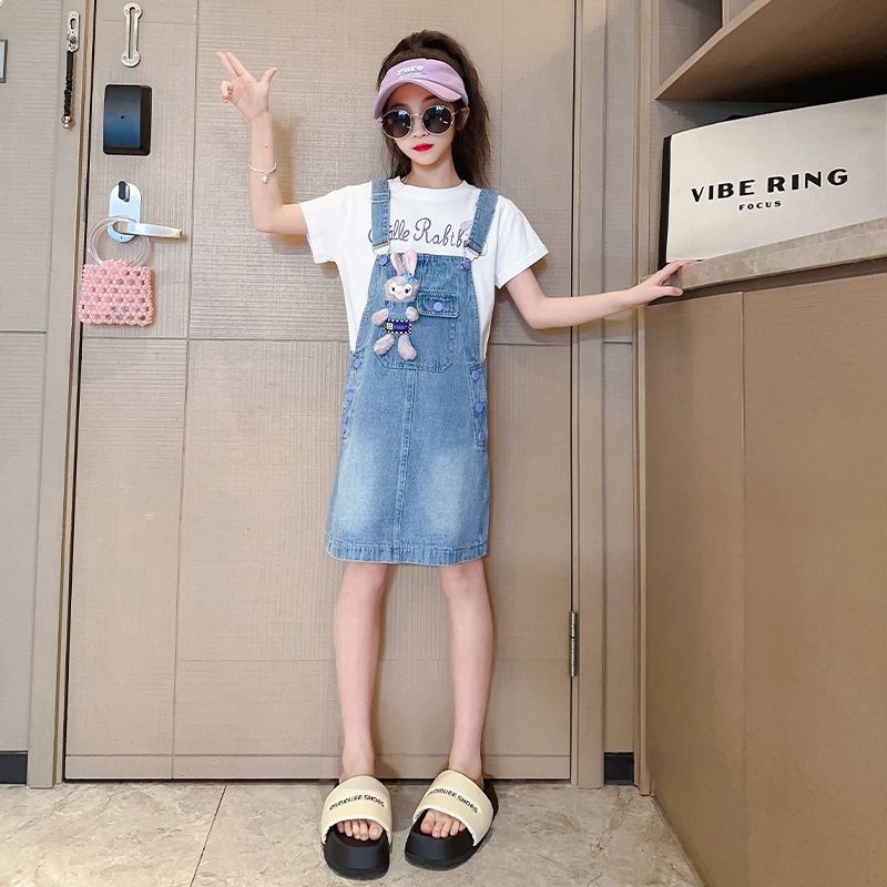 女童牛仔背带裙套装夏季2025新款中大童洋气卡通短袖小女孩连衣裙图片