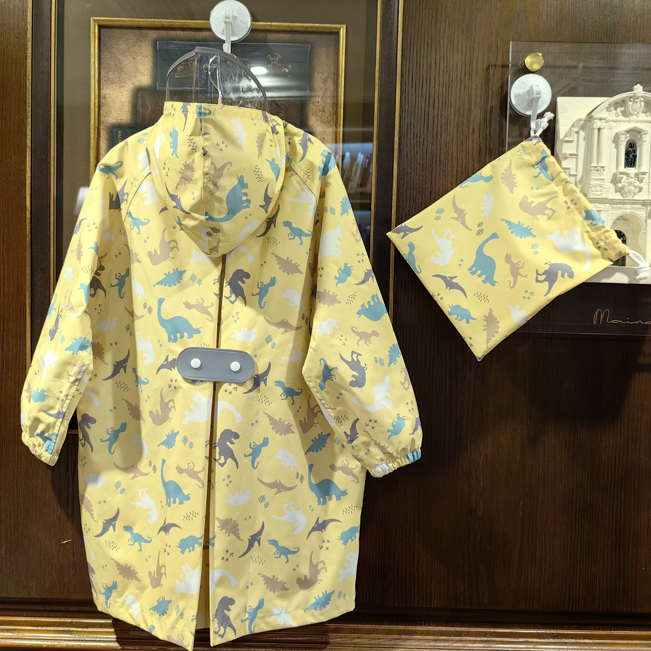 2025轻薄透气儿童雨衣男童小孩防水女童宝宝上学小学生书包位雨披