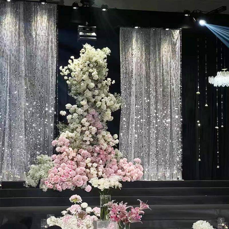 婚庆银色亮片布幔生日布置装饰迎宾背景桌布鱼鳞镭射吊顶布亮片布